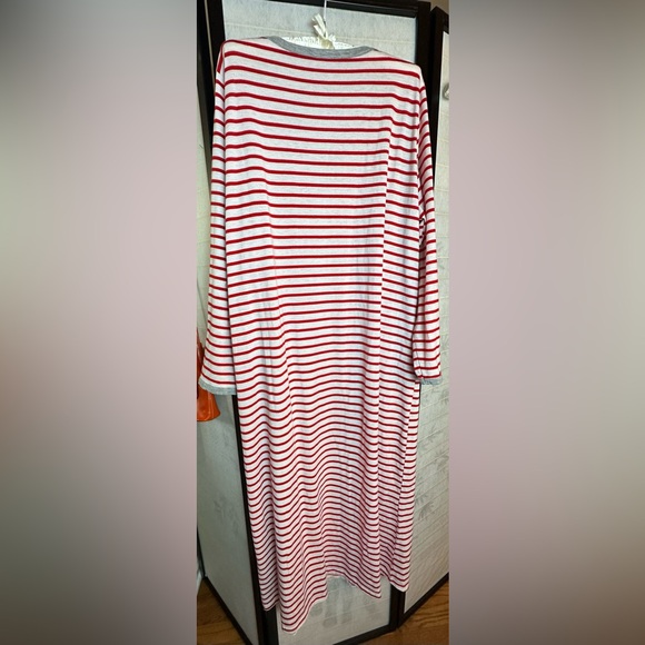 Red and White Striped Robe with ZIPPER AND POCKETS Long Sleeve Size L / XL - Picture 7 of 9